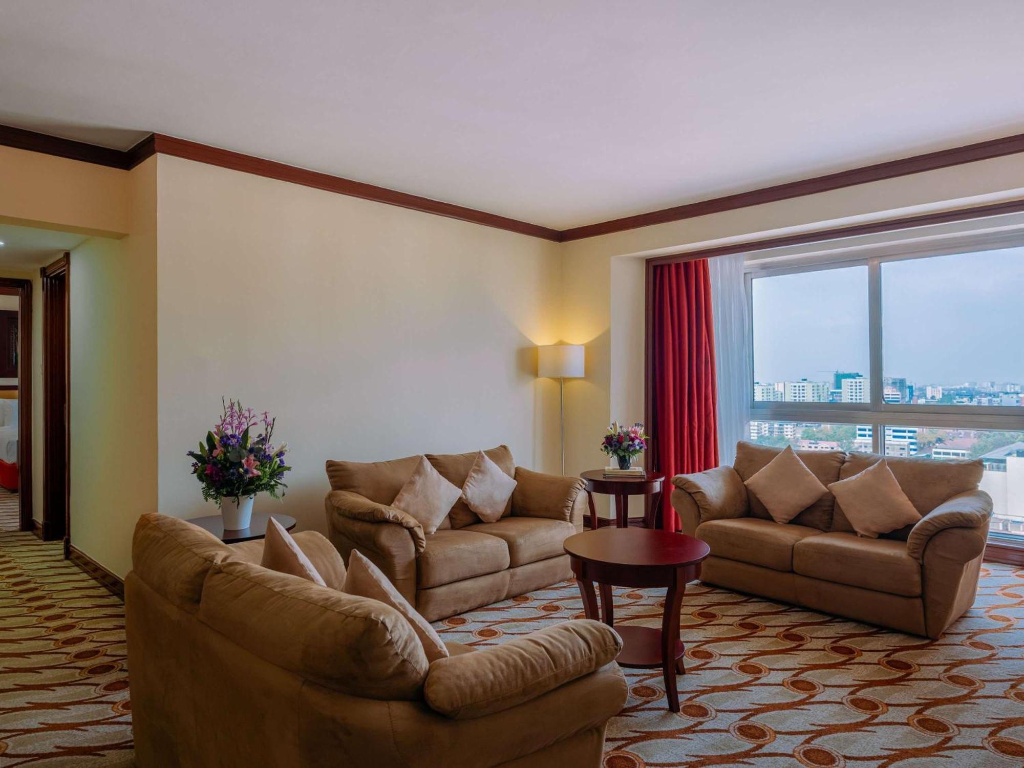 เมอเวนปิค โฮเต็ล แอนด์ เรสซิเดนซ์ ไนโรบี Hotel ภายนอก รูปภาพ