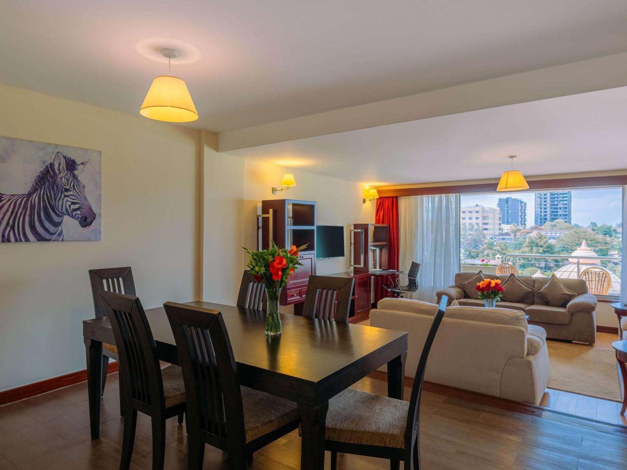 เมอเวนปิค โฮเต็ล แอนด์ เรสซิเดนซ์ ไนโรบี Hotel ภายนอก รูปภาพ