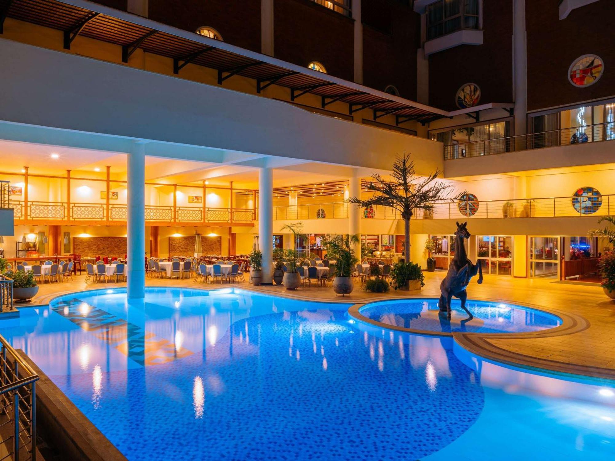 เมอเวนปิค โฮเต็ล แอนด์ เรสซิเดนซ์ ไนโรบี Hotel ภายนอก รูปภาพ