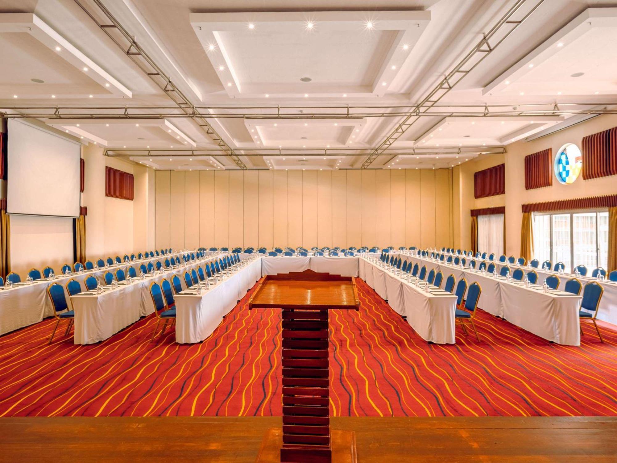 เมอเวนปิค โฮเต็ล แอนด์ เรสซิเดนซ์ ไนโรบี Hotel ภายนอก รูปภาพ